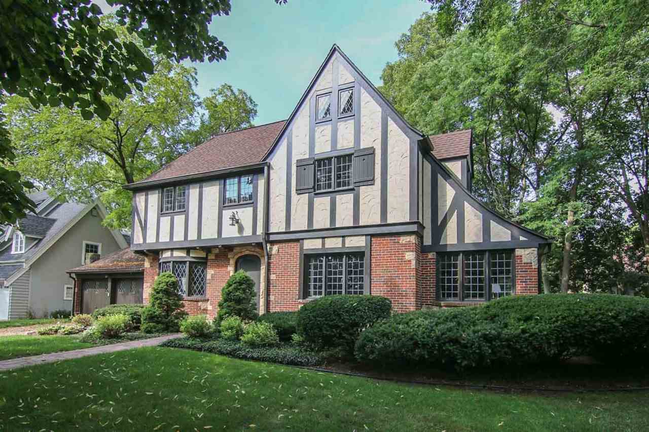 726 ONEIDA PL, Madison, WI 53711