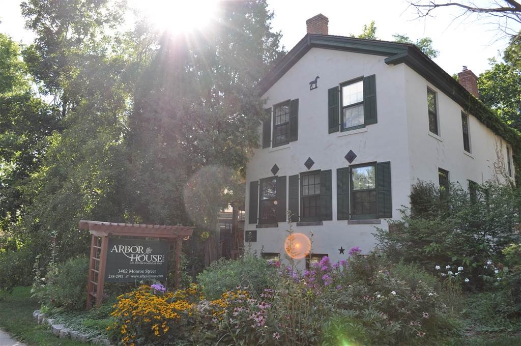3402 MONROE ST, Madison, WI 53711