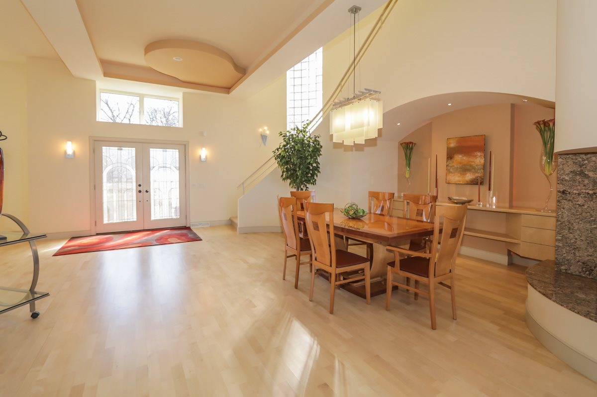 4401 WINNEQUAH RD, Monona, WI 53716