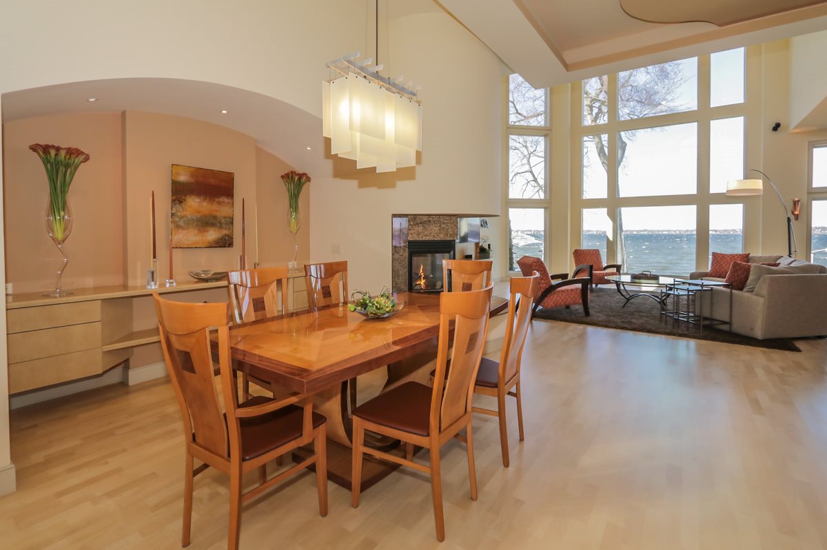4401 WINNEQUAH RD, Monona, WI 53716