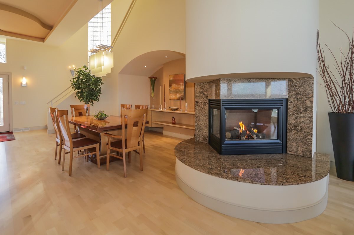 4401 WINNEQUAH RD, Monona, WI 53716