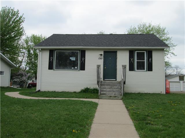 1310 S 3rd StPrairie Du Chien, WI, 53821Crawford County
