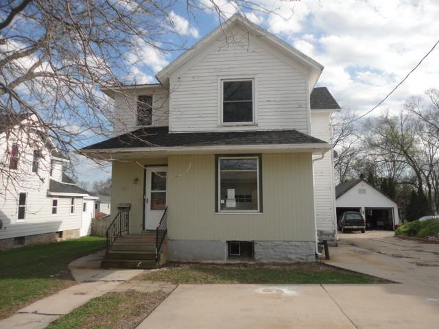 211 Henry StBeaver Dam, WI, 53916Dodge County