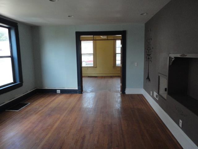 109 E 3rd StBeaver Dam, WI, 53916Dodge County