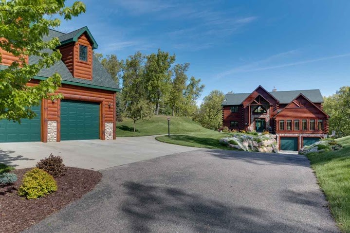 W4594 SOUTH SHORE RD, Mauston, WI 53948