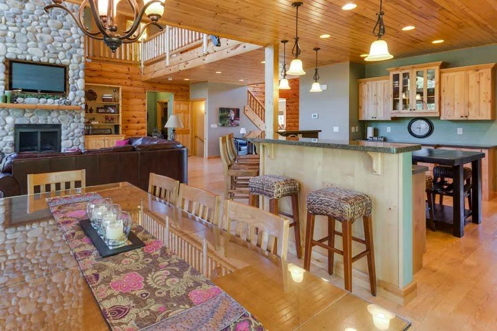W4594 SOUTH SHORE RD, Mauston, WI 53948