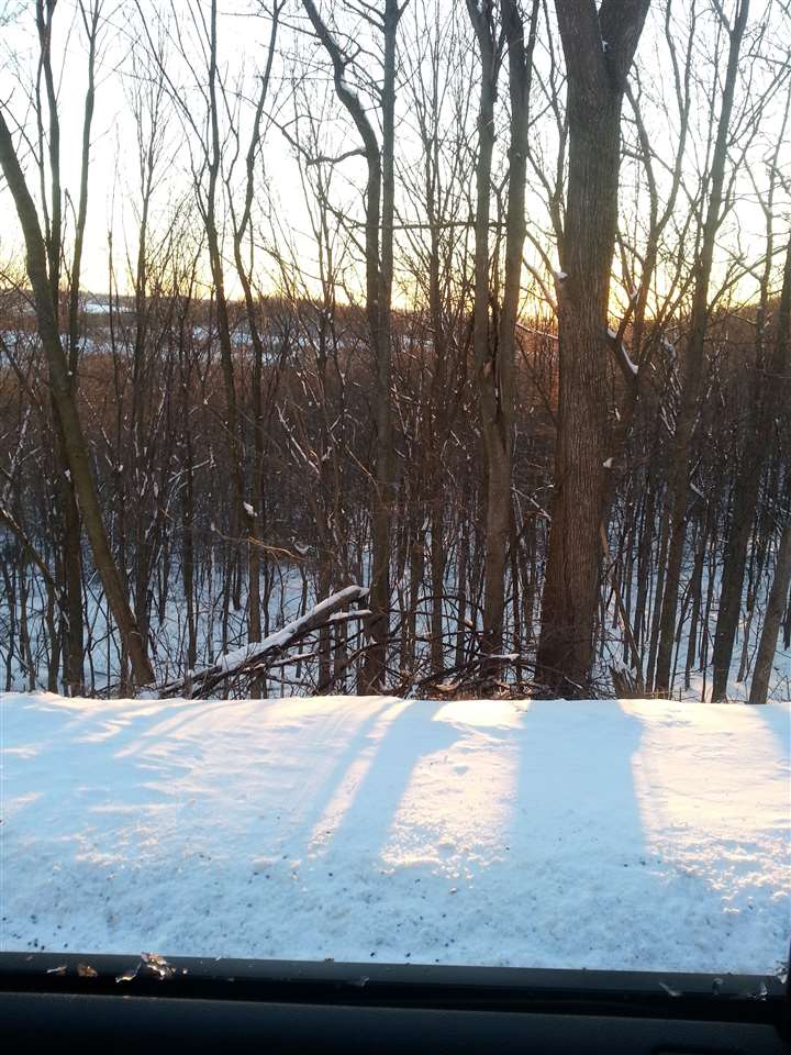 N6705 Maple Rd