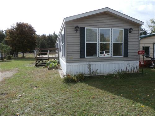 Duck Inn Mobile Home Park W- 649Perch StreeiMontello, WI 53949