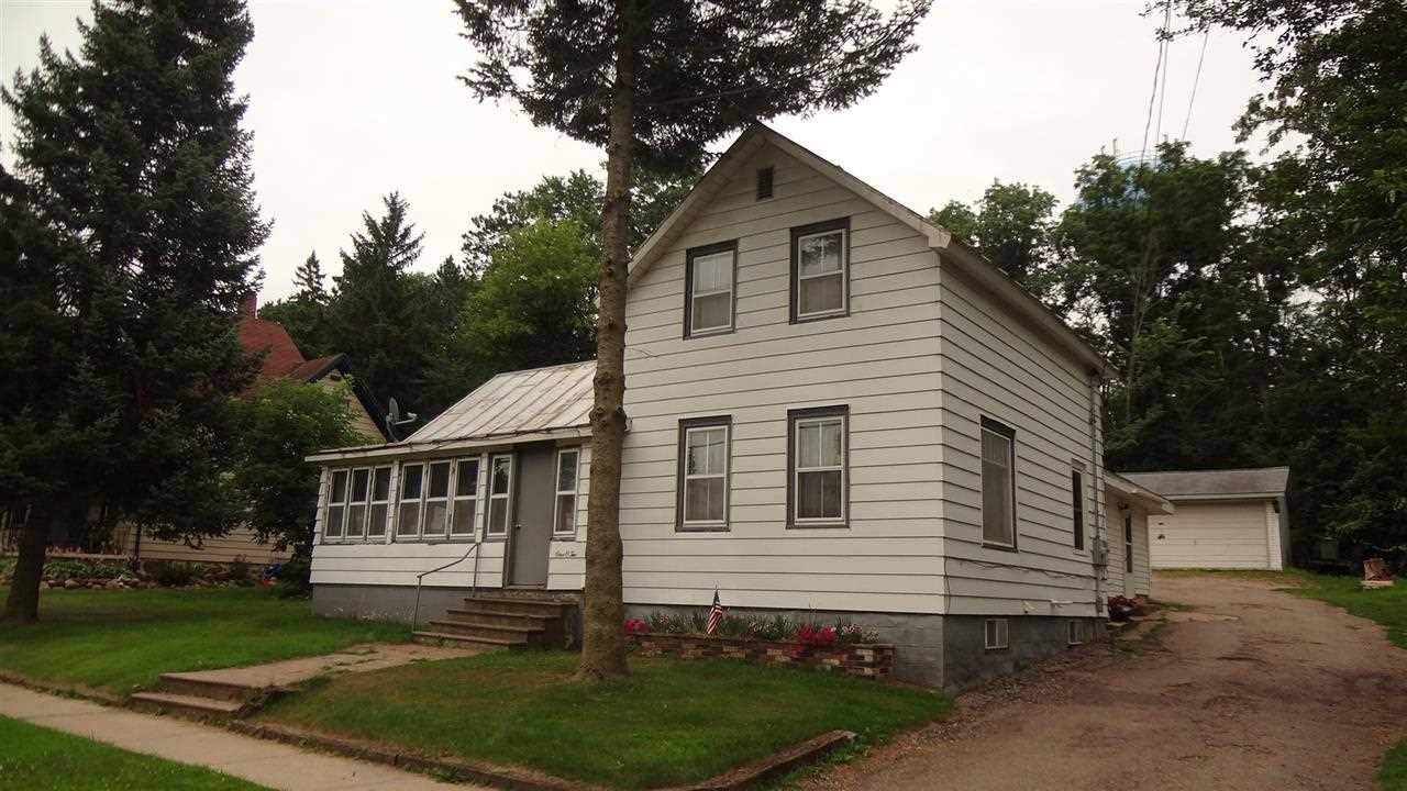 37 W Montello St