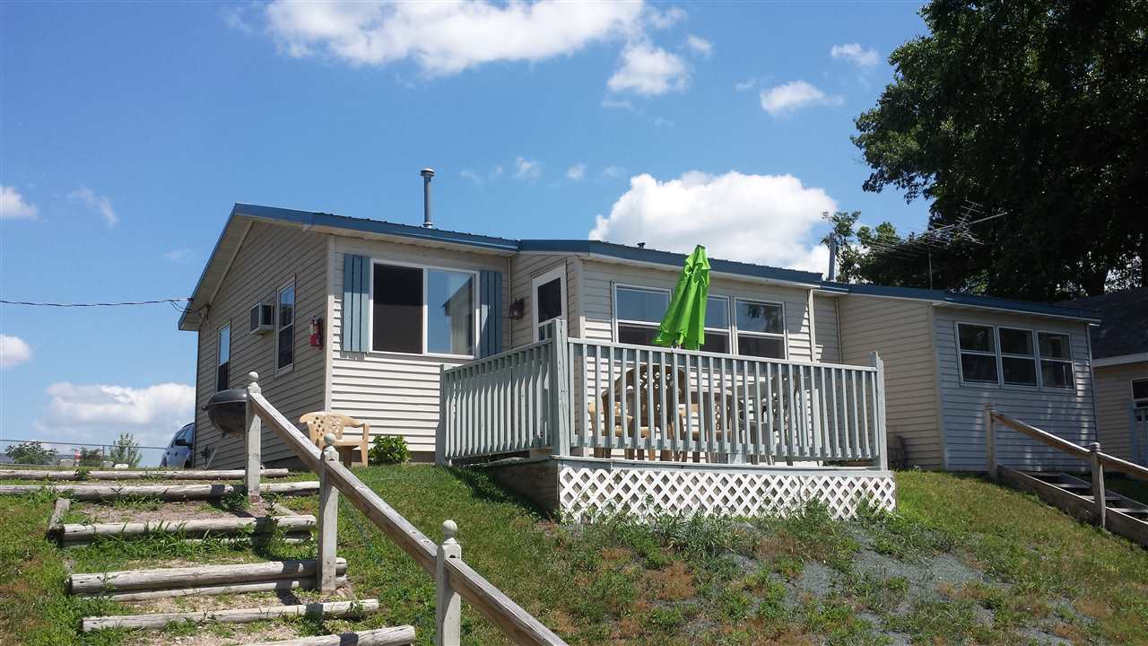 W913 W North Shore Dr