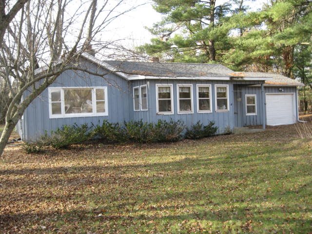 W5900 Lake St
