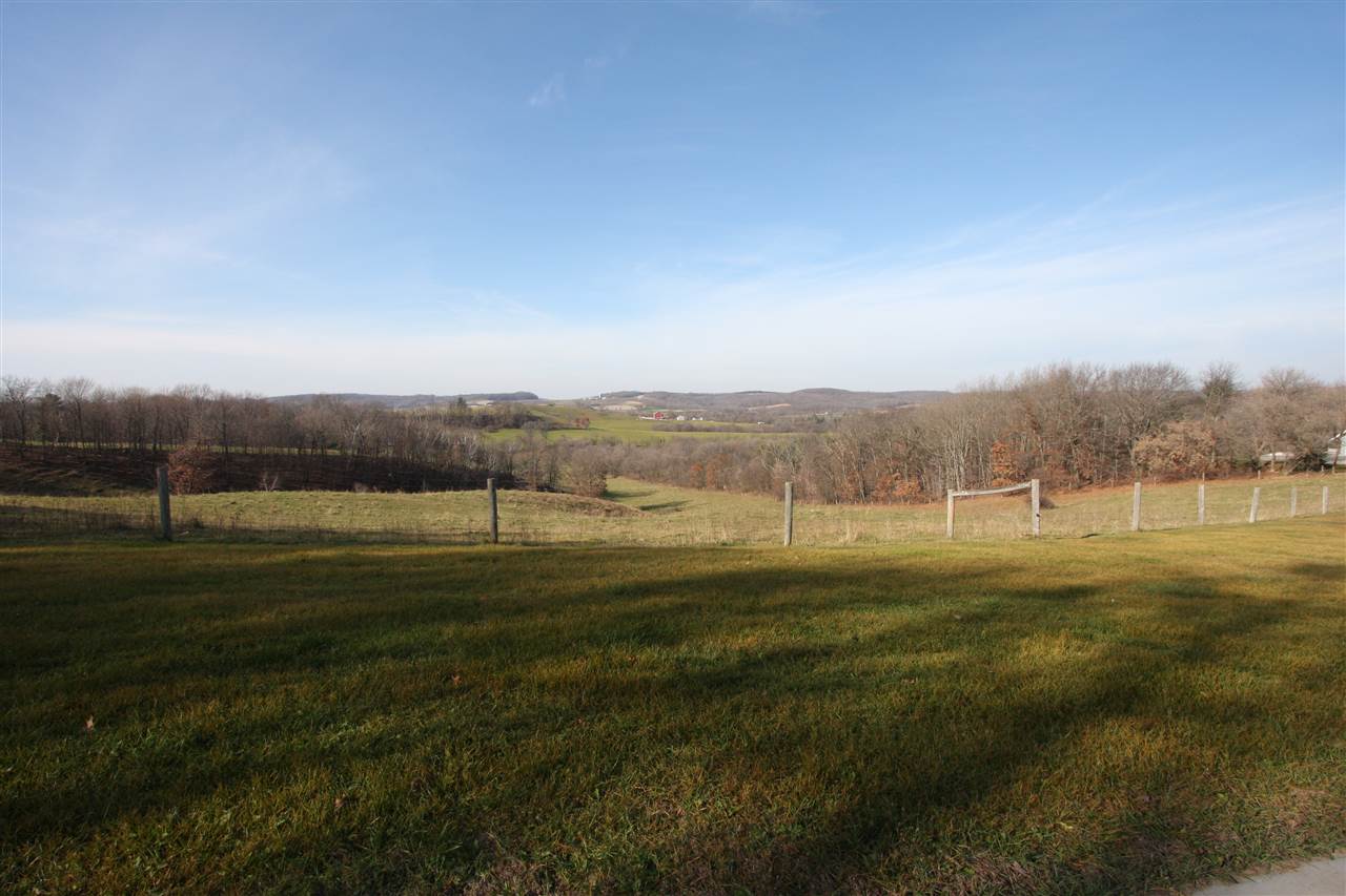 E6328 BIESEK RD, Reedsburg, WI 53959