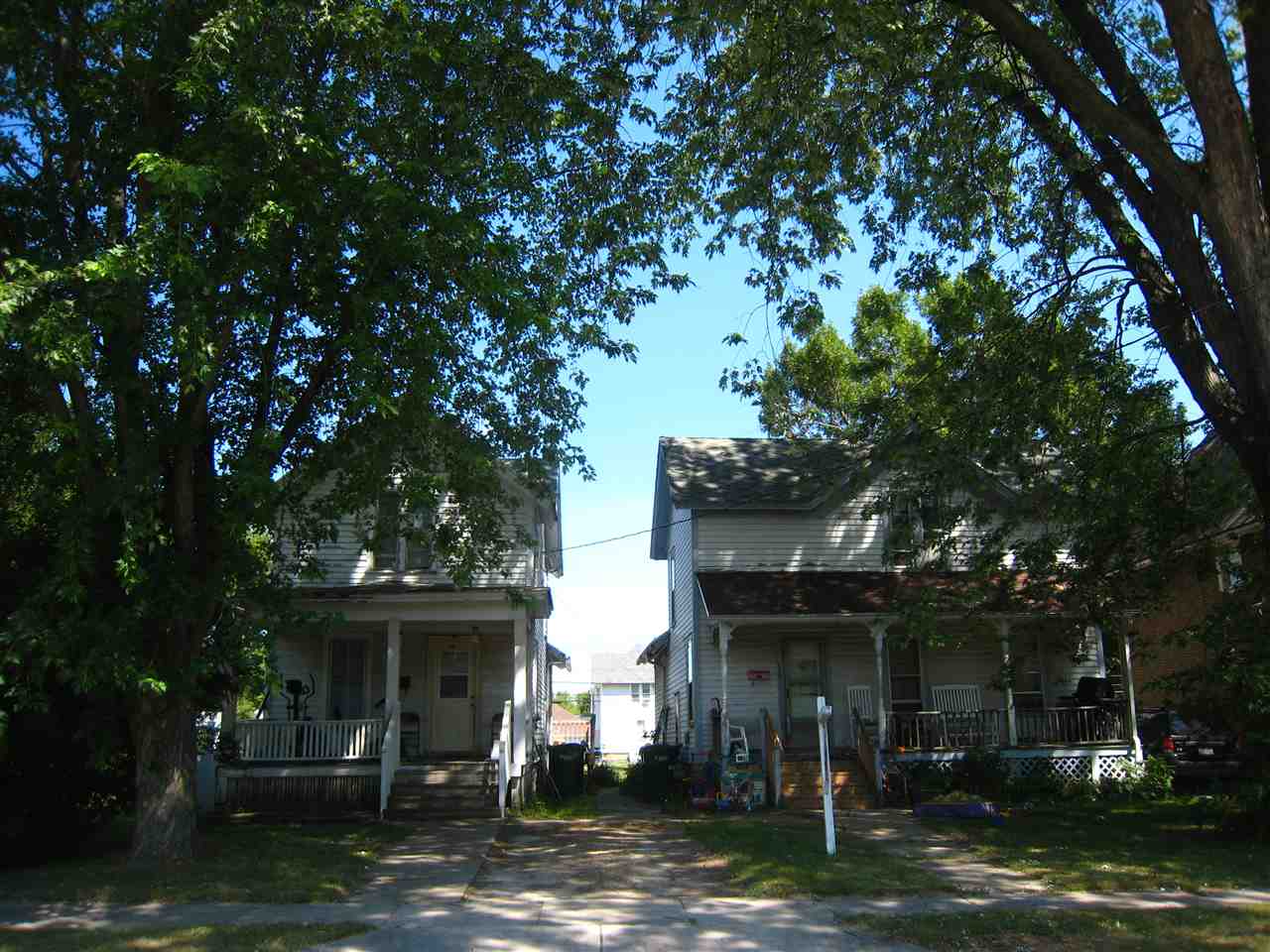 502 S West St