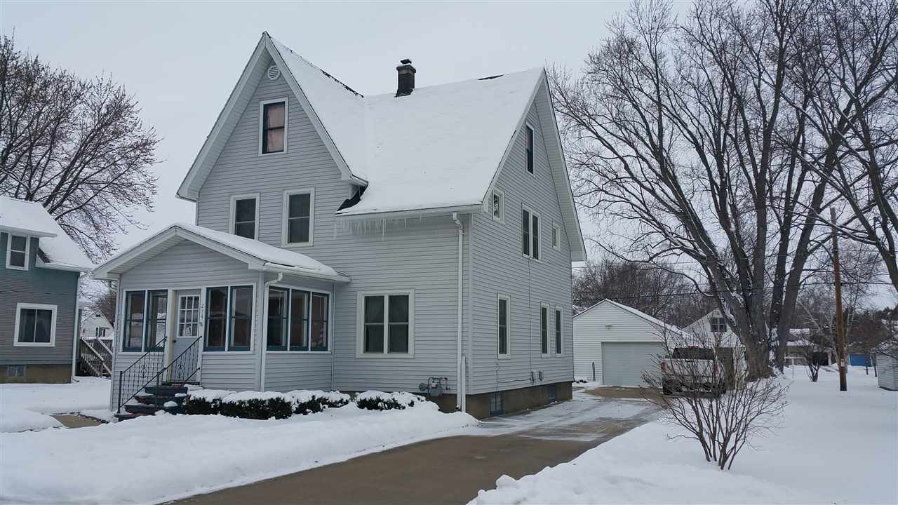 180 Harmsen Ave