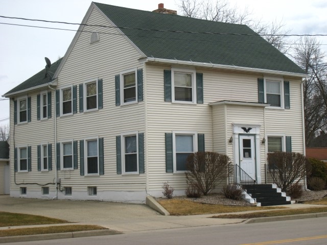 396 Fond Du Lac St