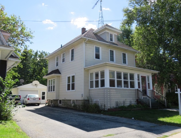 711 W Lincoln St