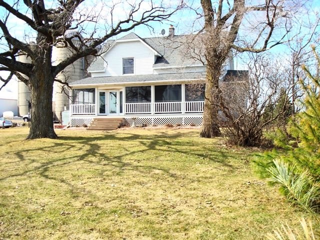 W8919 County Rd Aw