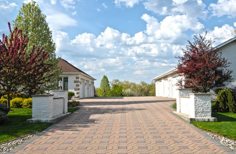 E9359 PEBBLEBEACH DR, Wisconsin Dells, WI 53965