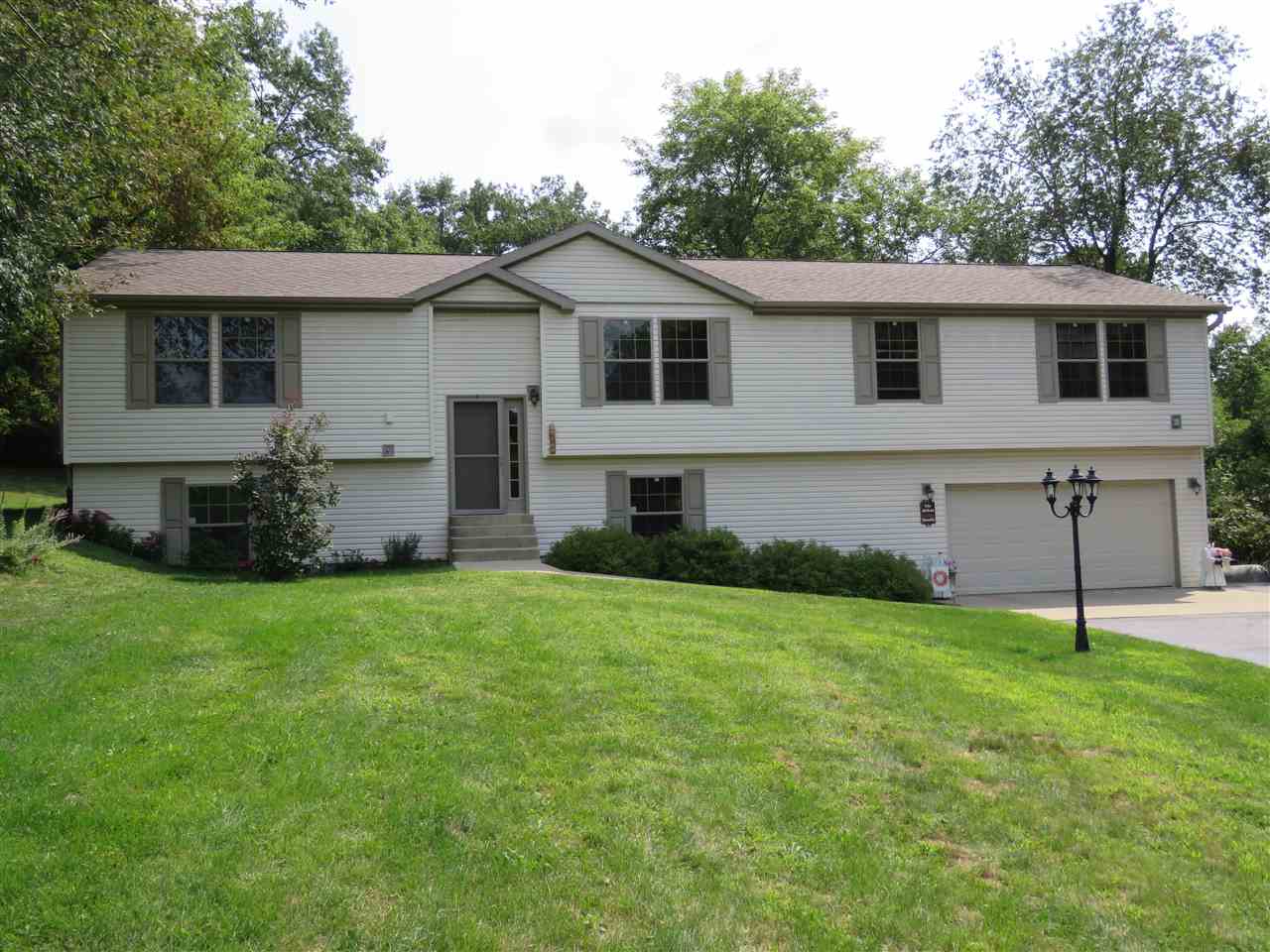123 Cambrian Dr