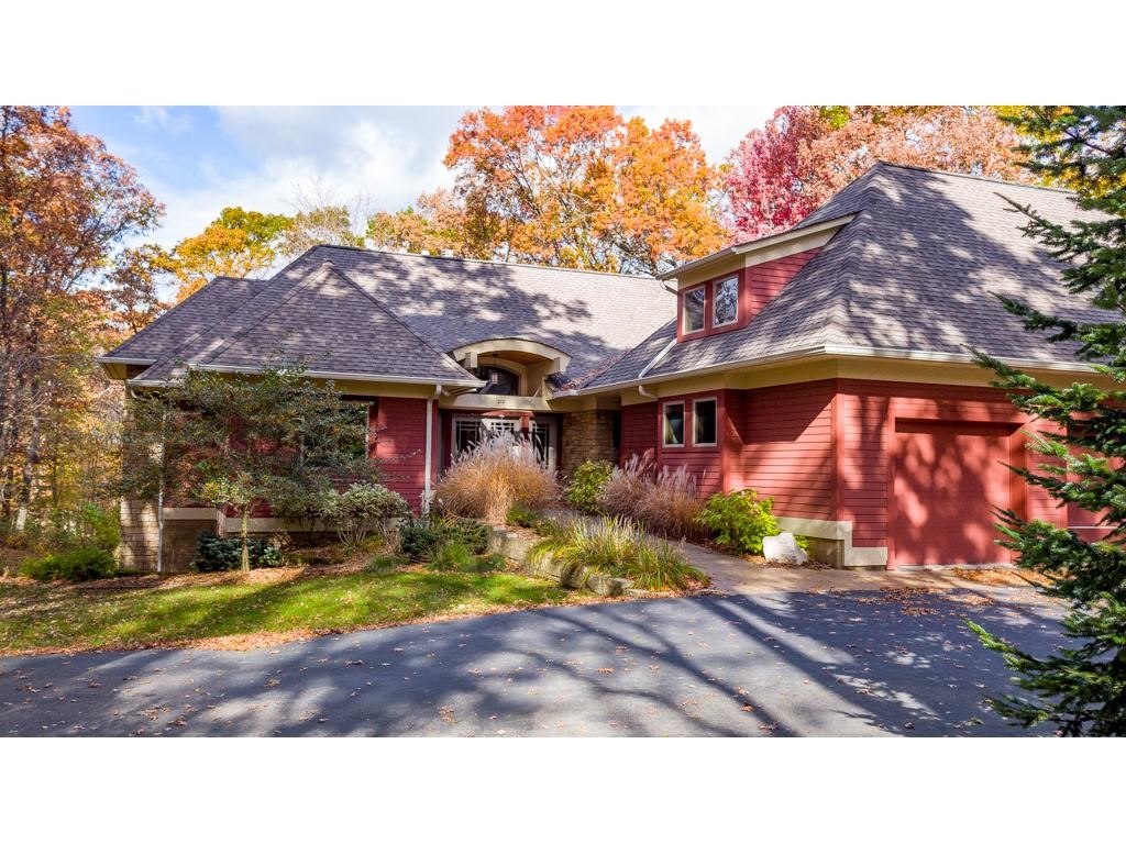 212 Starrwood, Hudson, WI 54016