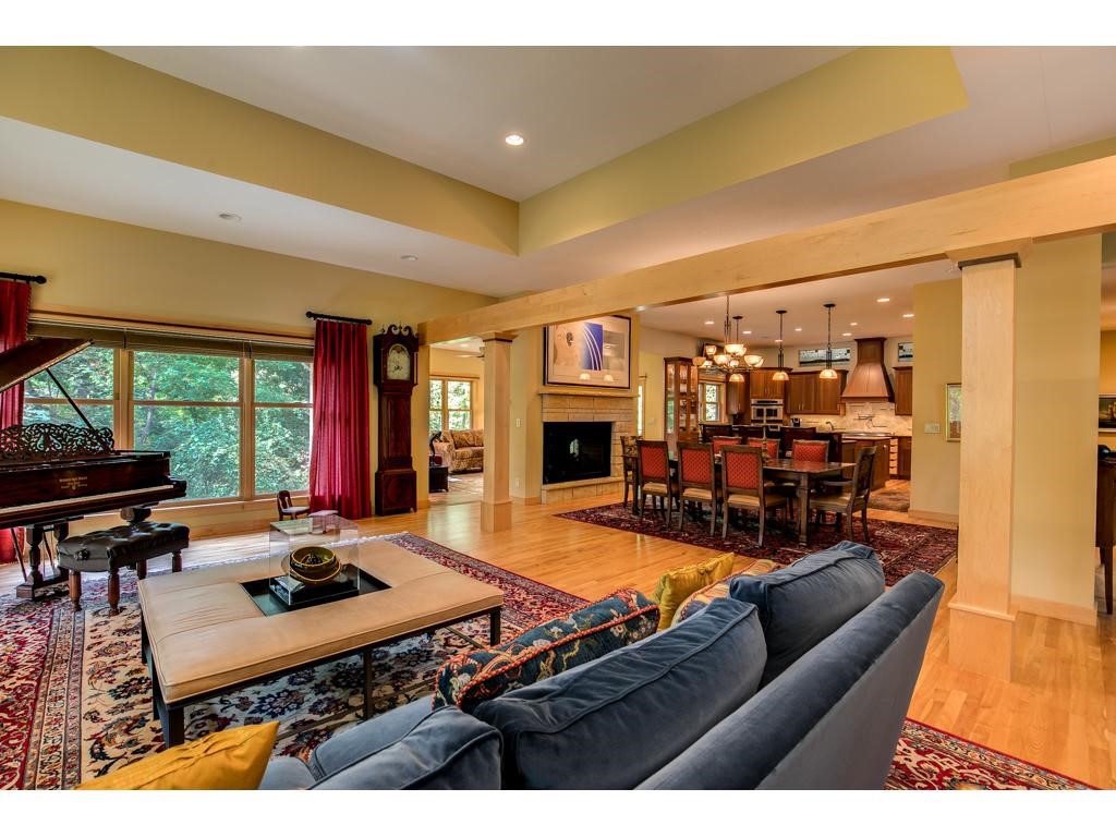 212 Starrwood, Hudson, WI 54016