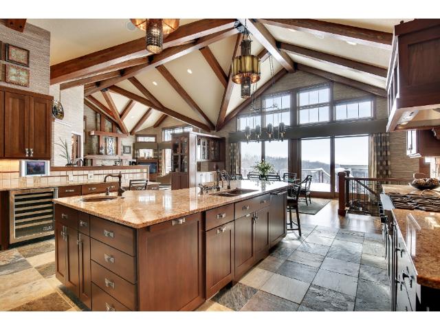 227 Cedar Drive W, Hudson, WI 54016