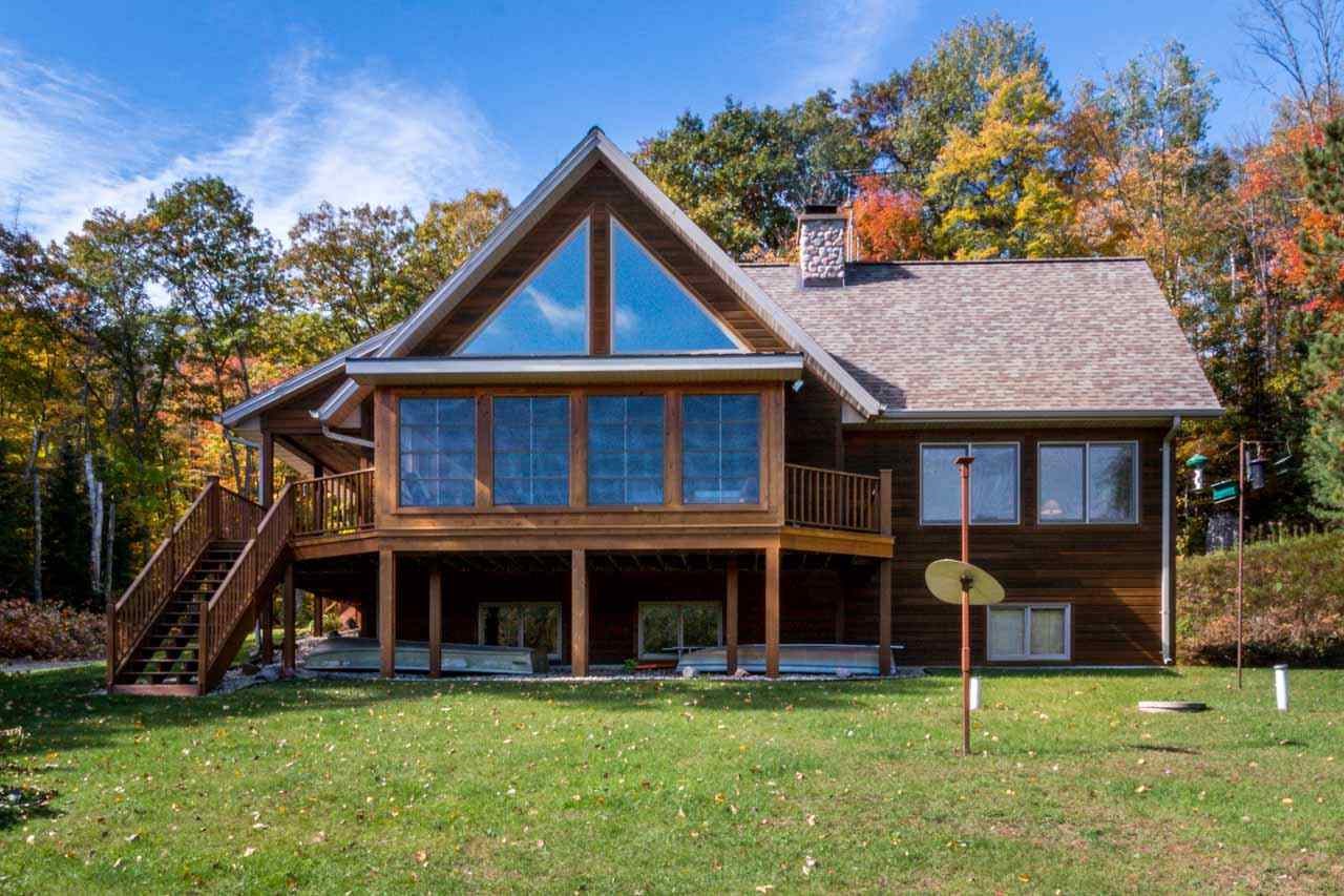 W9820 Barnes Lake Lane, Dunbar, WI 54119