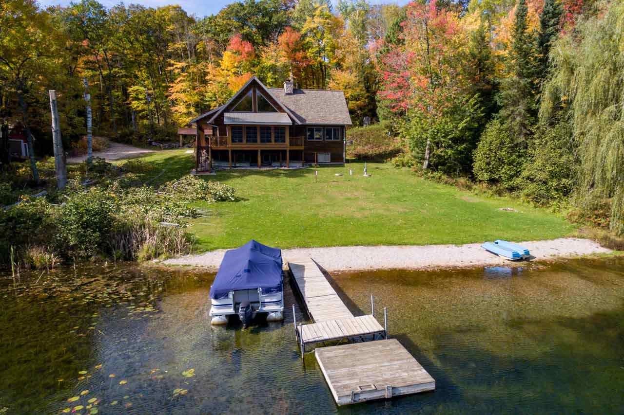 W9820 Barnes Lake Lane, Dunbar, WI 54119