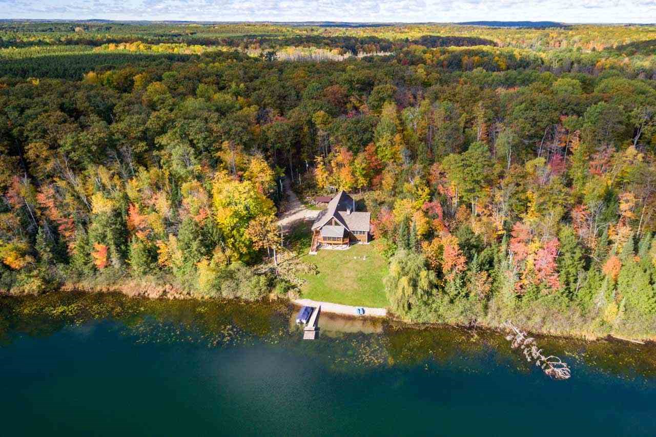 W9820 Barnes Lake Lane, Dunbar, WI 54119