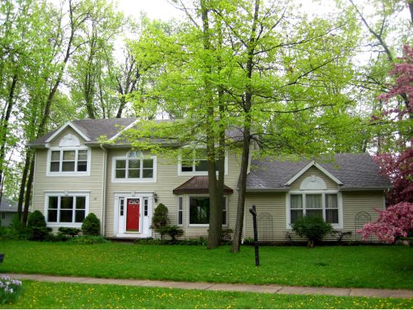 1001 Violet Ln