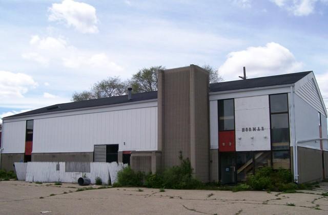 701 University Dr