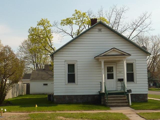 416 Main St