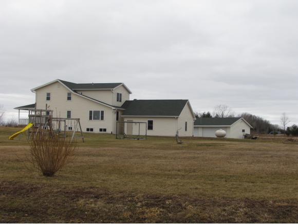 2135 Frog Pond Rd