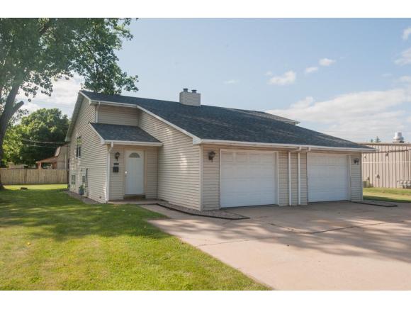 469 Longwood Ln