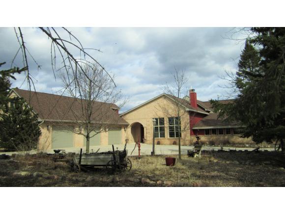 176 Golf Course Dr