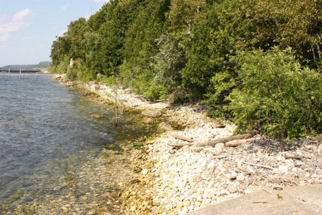 9251 Cottage Row Rd, Fish Creek, WI 54212