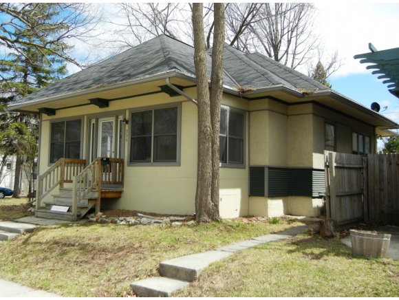 412 Maria Street