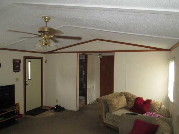 University Village Heights 2350 S. 23 St. lot #1005Manitowoc, WI 54220