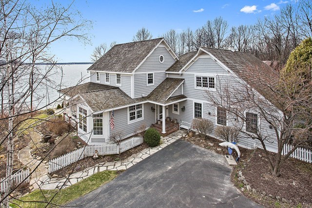 4751 Bay Shore Dr, Sturgeon Bay, WI 54235