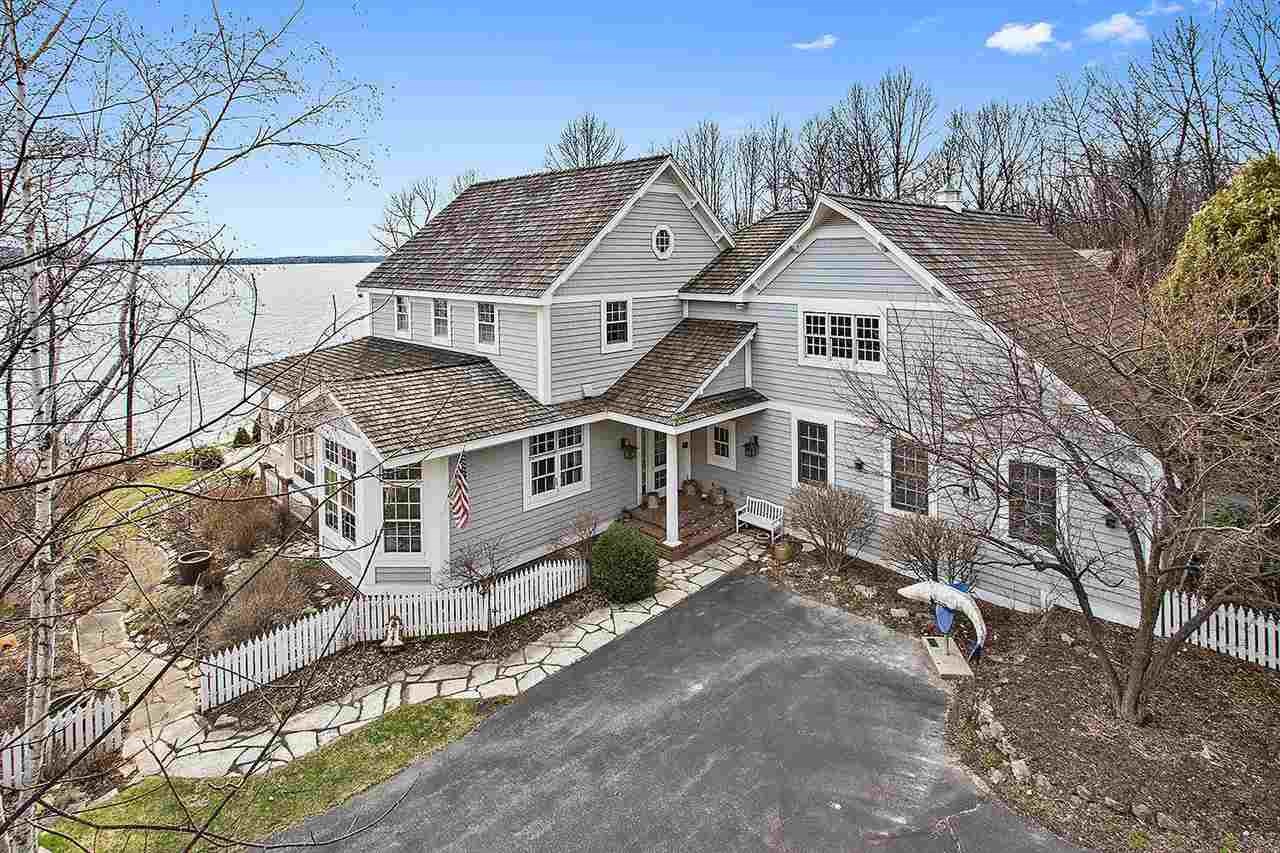 4751 Bay Shore, Sturgeon Bay, WI 54235