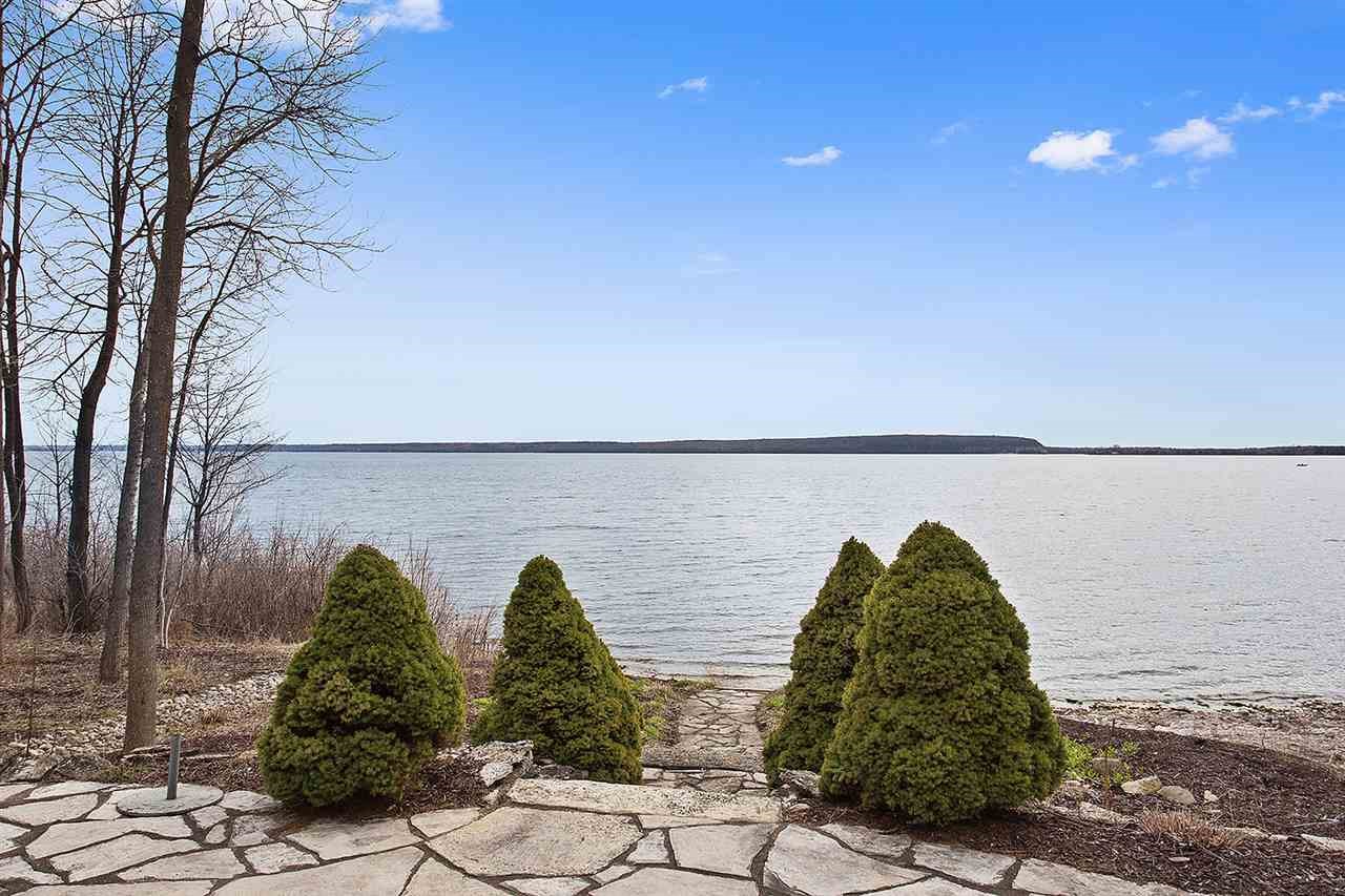 4751 Bay Shore, Sturgeon Bay, WI 54235