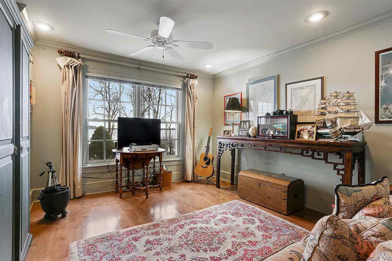 4751 Bay Shore, Sturgeon Bay, WI 54235