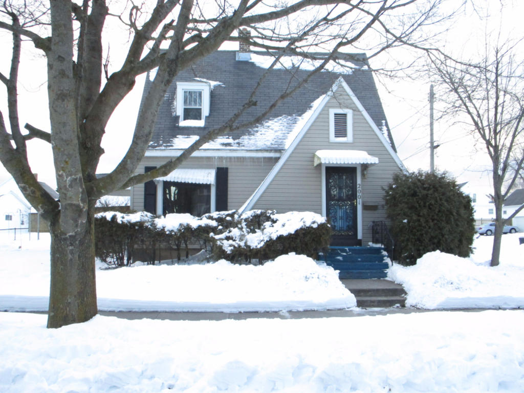 2001 Emmet St