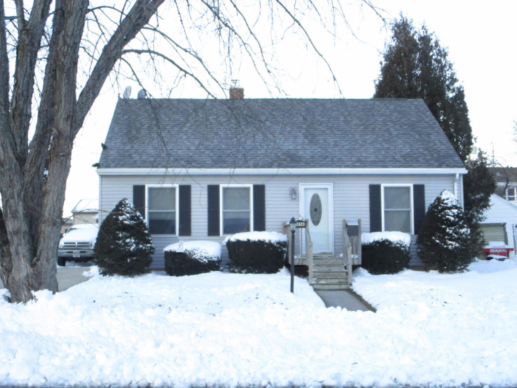 2001 Emmet St