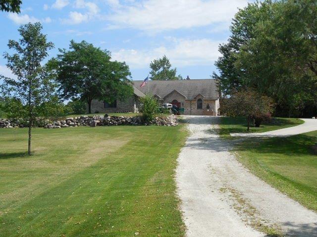 3999 Martin Ln