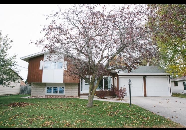 3999 Martin Ln