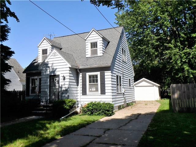 1026 S Baird StGreen Bay, WI, 54301Brown County