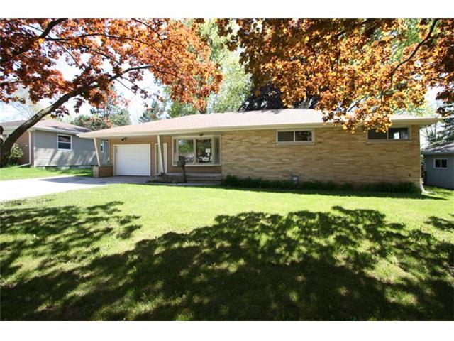 1926 Debra LnGreen Bay, WI, 54302Brown County
