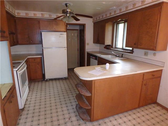 1926 Debra LnGreen Bay, WI, 54302Brown County