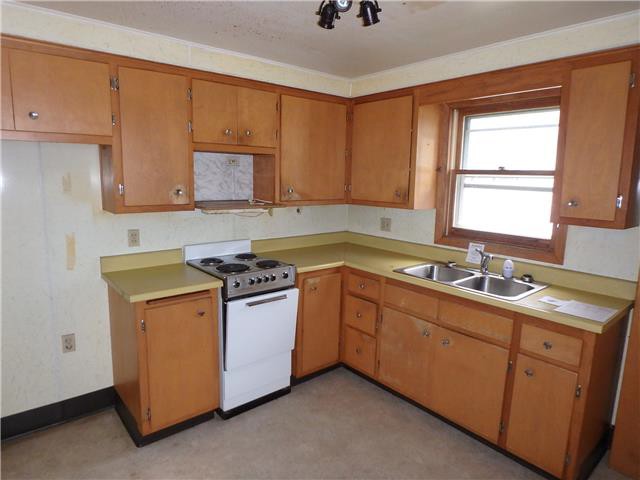 609 Columbia AveGreen Bay, WI, 54303Brown County